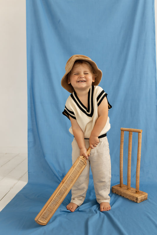 The ‘Morris’ Cricket set